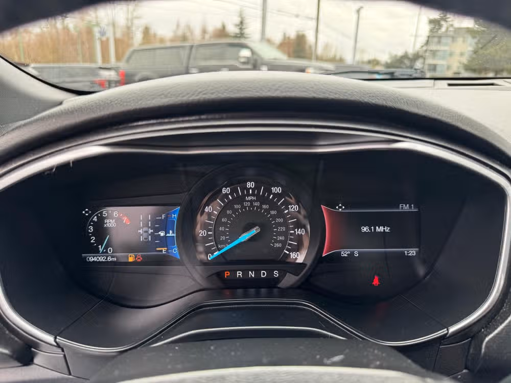 2020 Ford Fusion Titanium Image 19