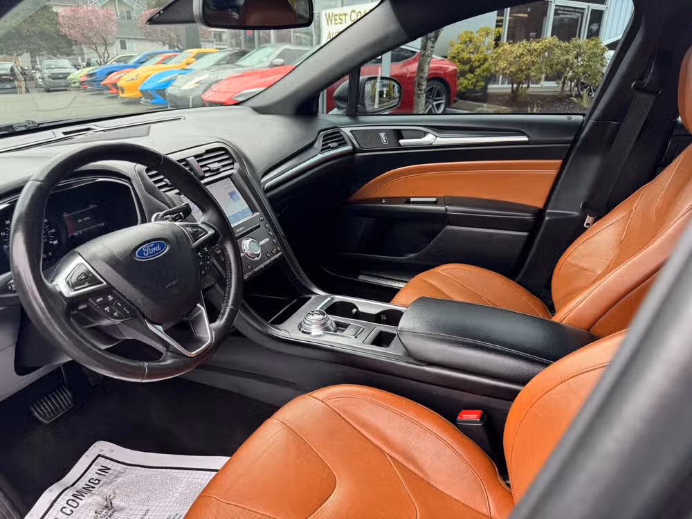 2020 Ford Fusion Titanium Image 10