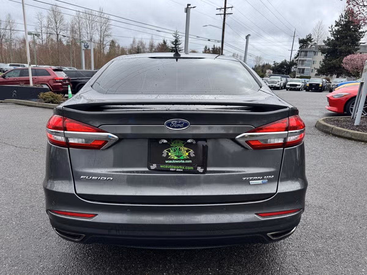 2020 Ford Fusion Titanium Image 5