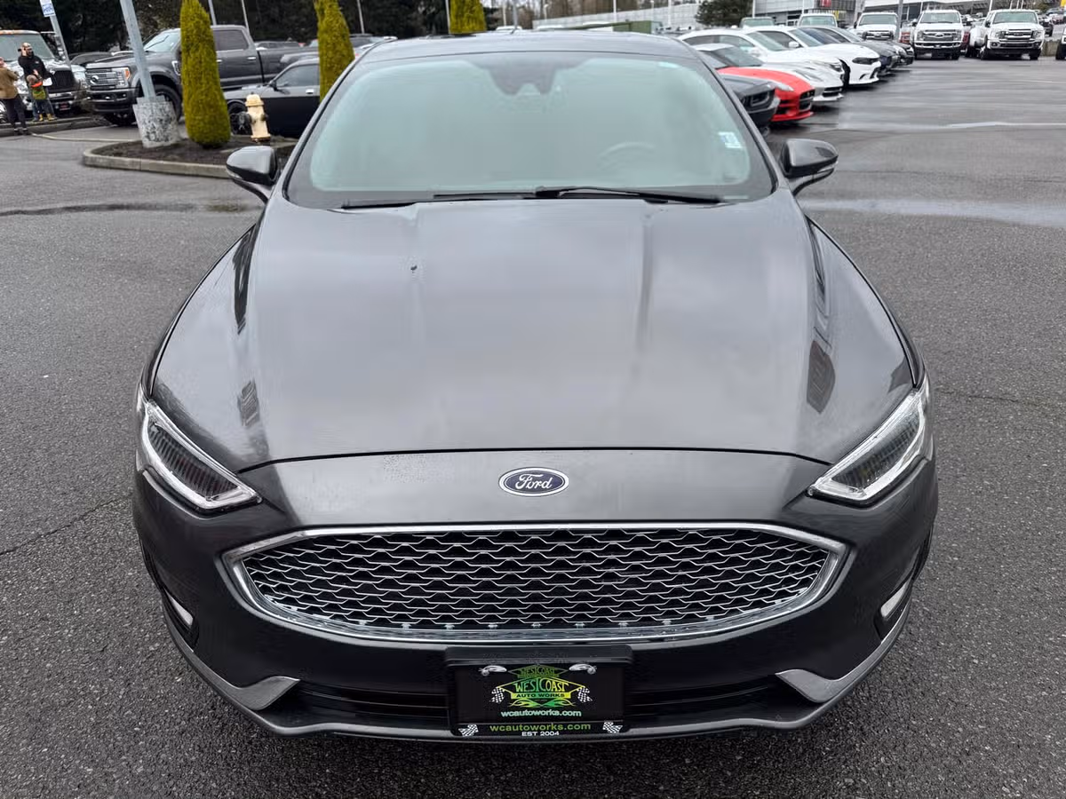 2020 Ford Fusion Titanium Image 9