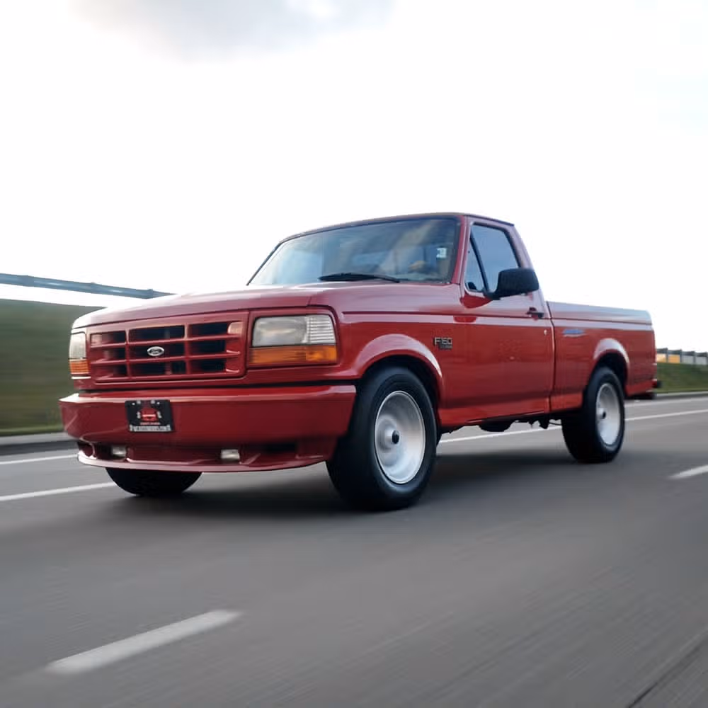 1993 Ford F-150 SVT Lightning Base Regular Cab Image 6