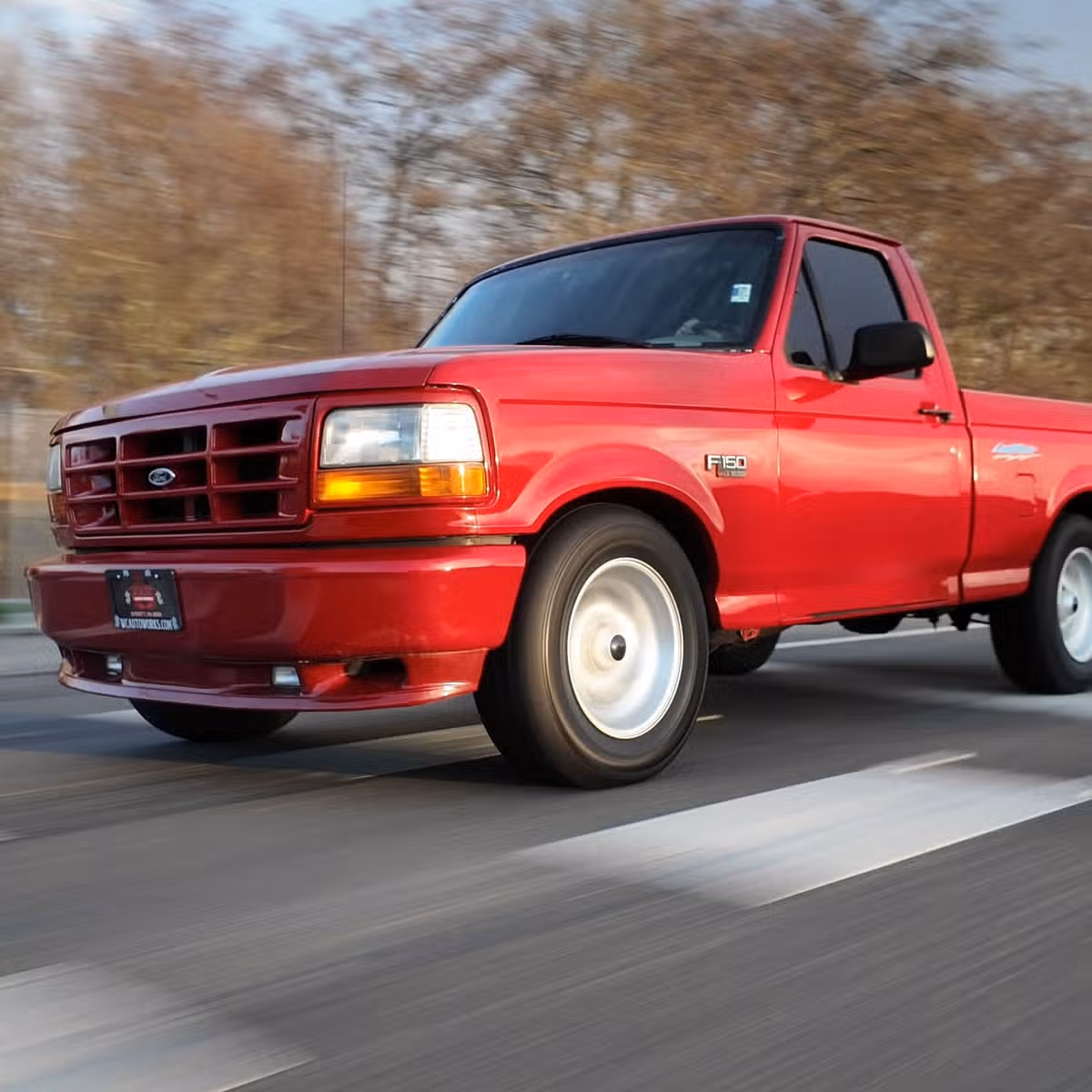 1993 Ford F-150 SVT Lightning Base Regular Cab Image 11
