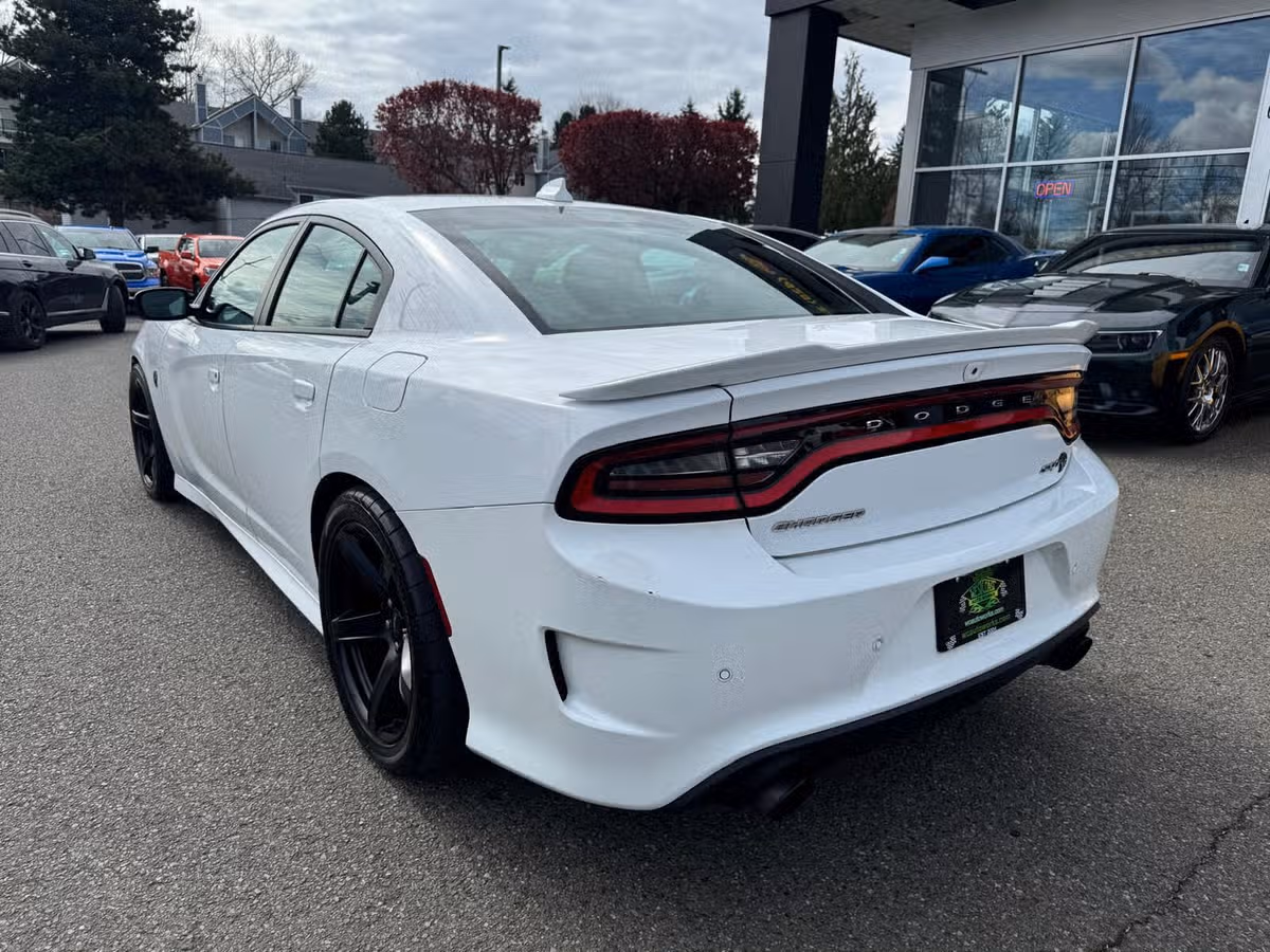 2019 Dodge Charger SRT Hellcat Image 3