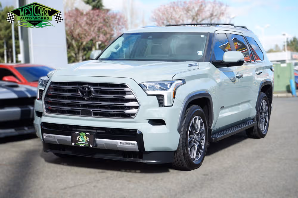2024 Toyota Sequoia Limited 4WD i-FORCE MAX Hybrid's photo