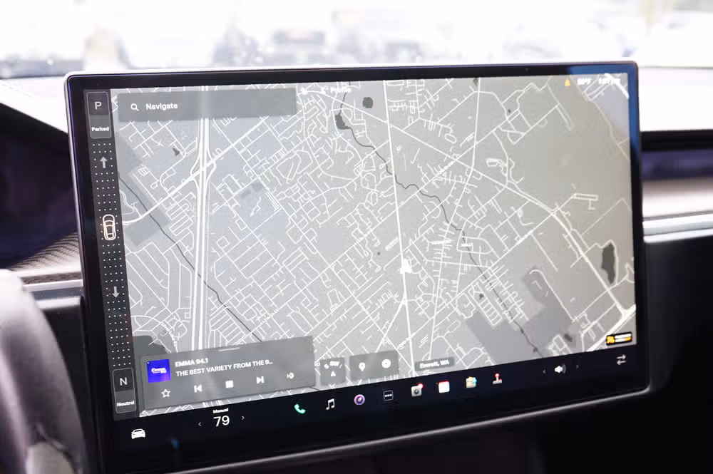 2021 Tesla Model S Plaid Image 14