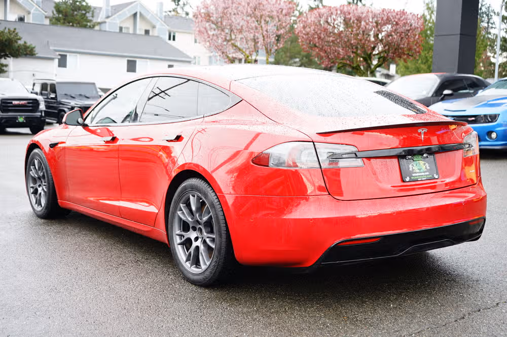 2021 Tesla Model S Plaid Image 5