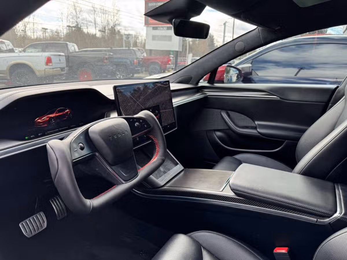 2021 Tesla Model S Plaid Image 4