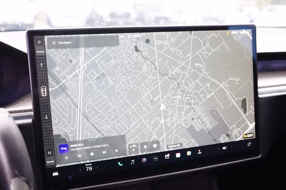 2021 Tesla Model S Plaid Image 14