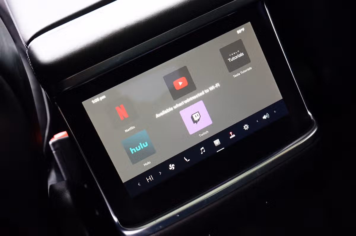 2021 Tesla Model S Plaid Image 11