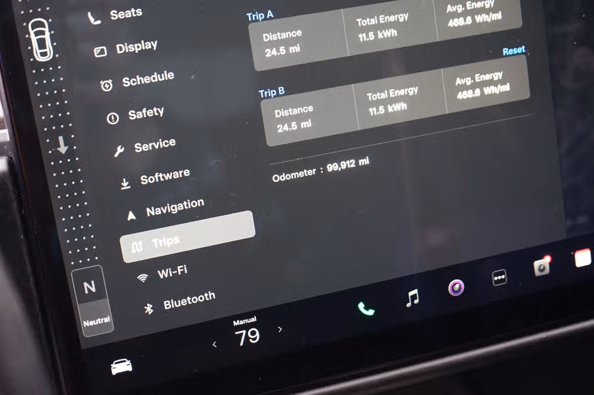 2021 Tesla Model S Plaid Image 16