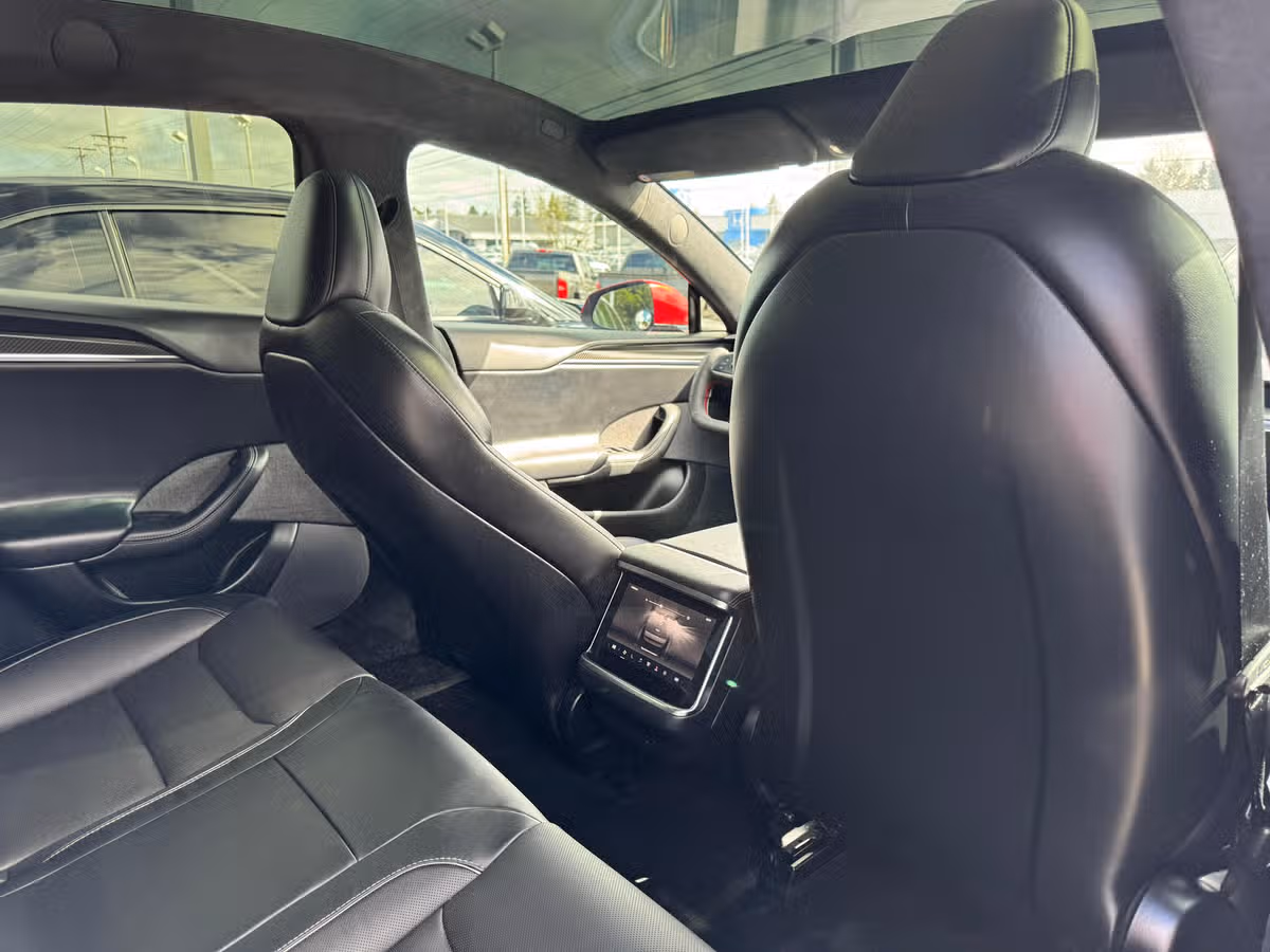 2021 Tesla Model S Plaid Image 22