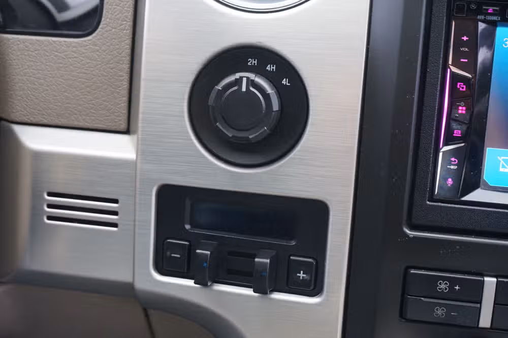 2009 Ford F-150 PLATINUM PICKUP 4D 5 SuperCrew Image 26