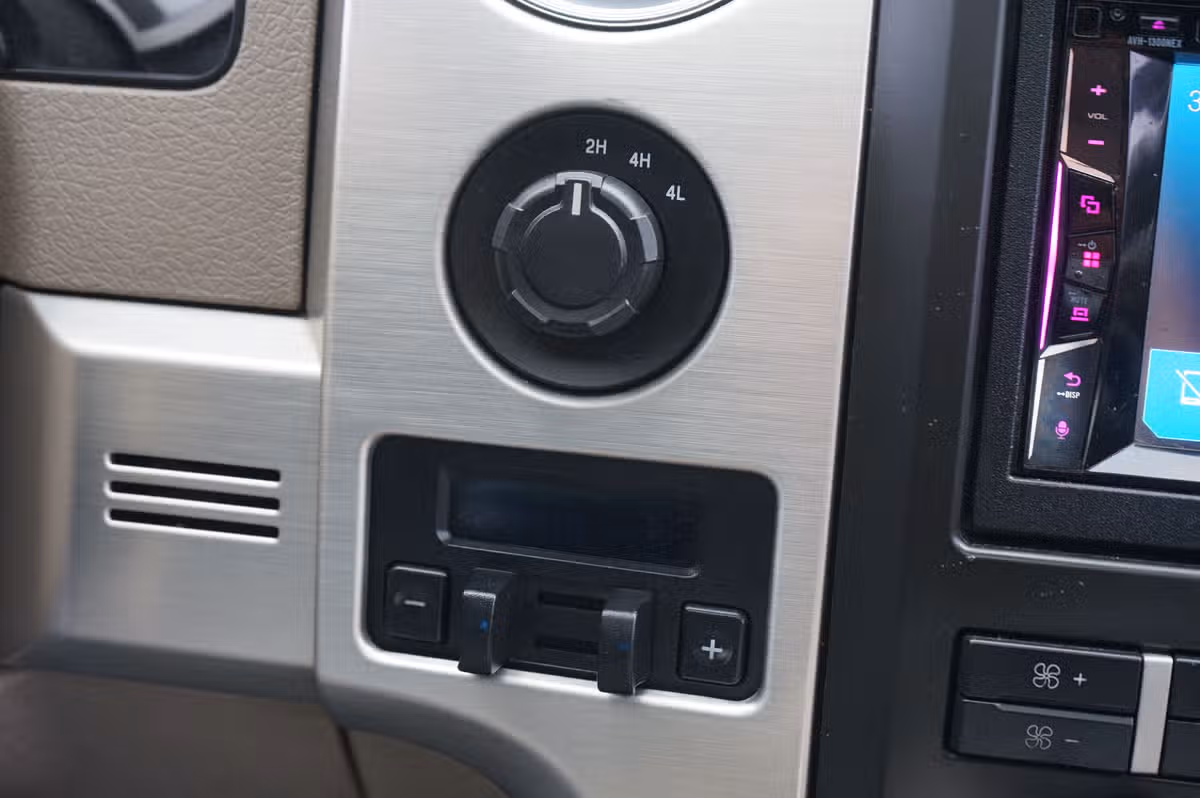 2009 Ford F-150 PLATINUM PICKUP 4D 5 SuperCrew Image 26
