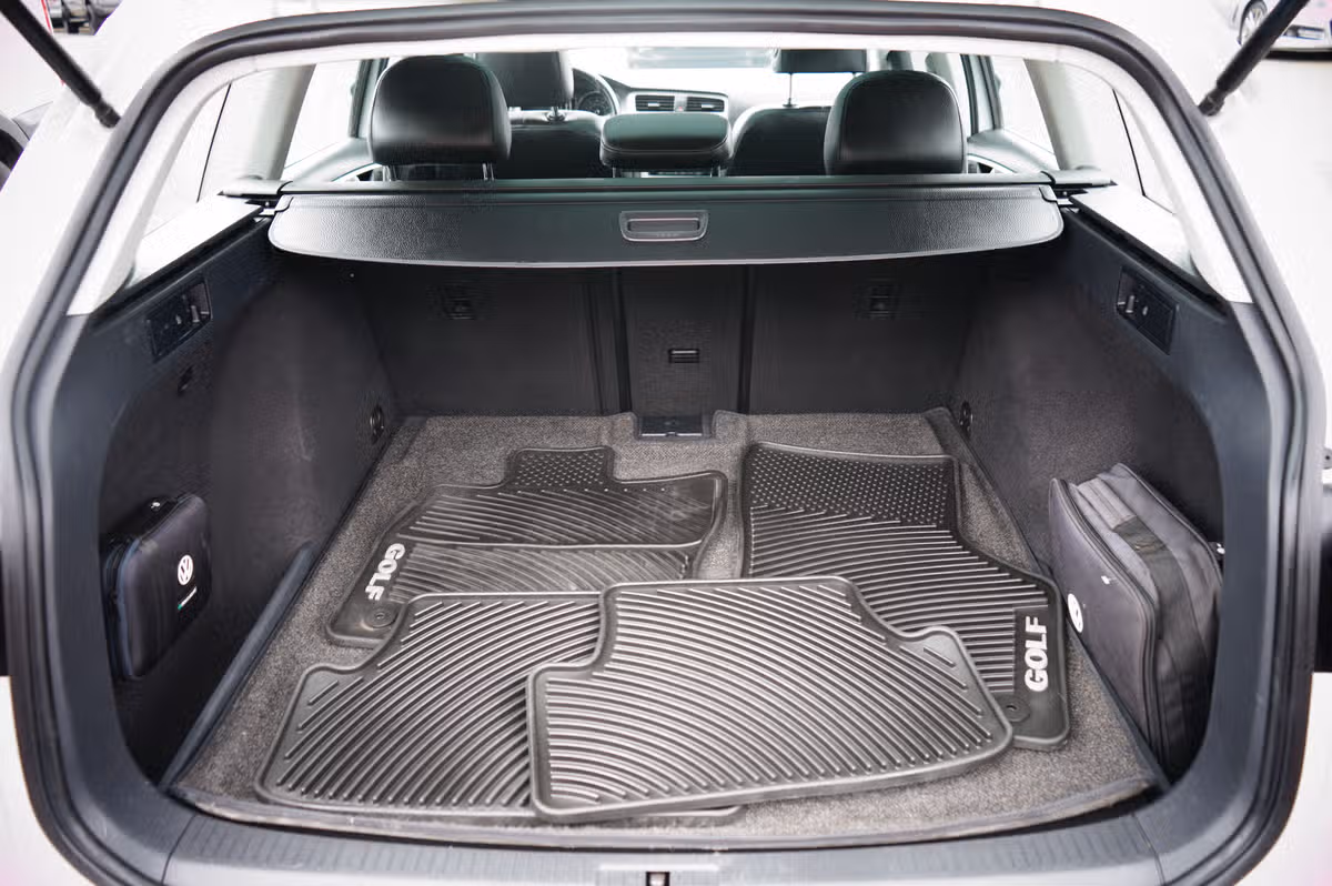 2016 Volkswagen Golf SportWagen TSI SE Image 21