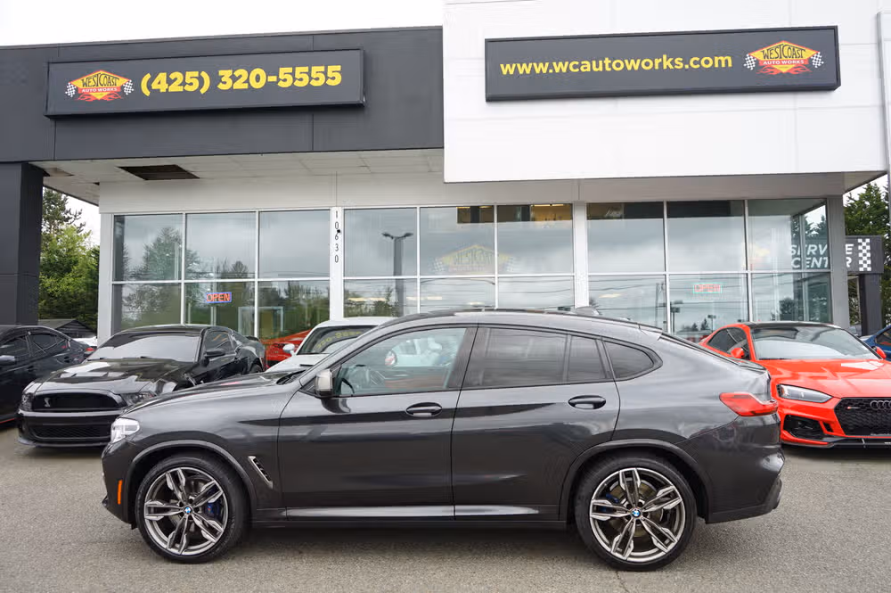2020 BMW X4 M40i Image 2
