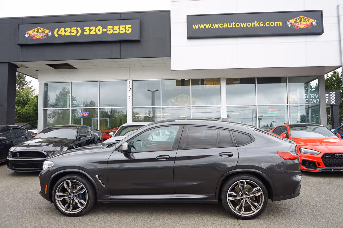 2020 BMW X4 M40i Image 2