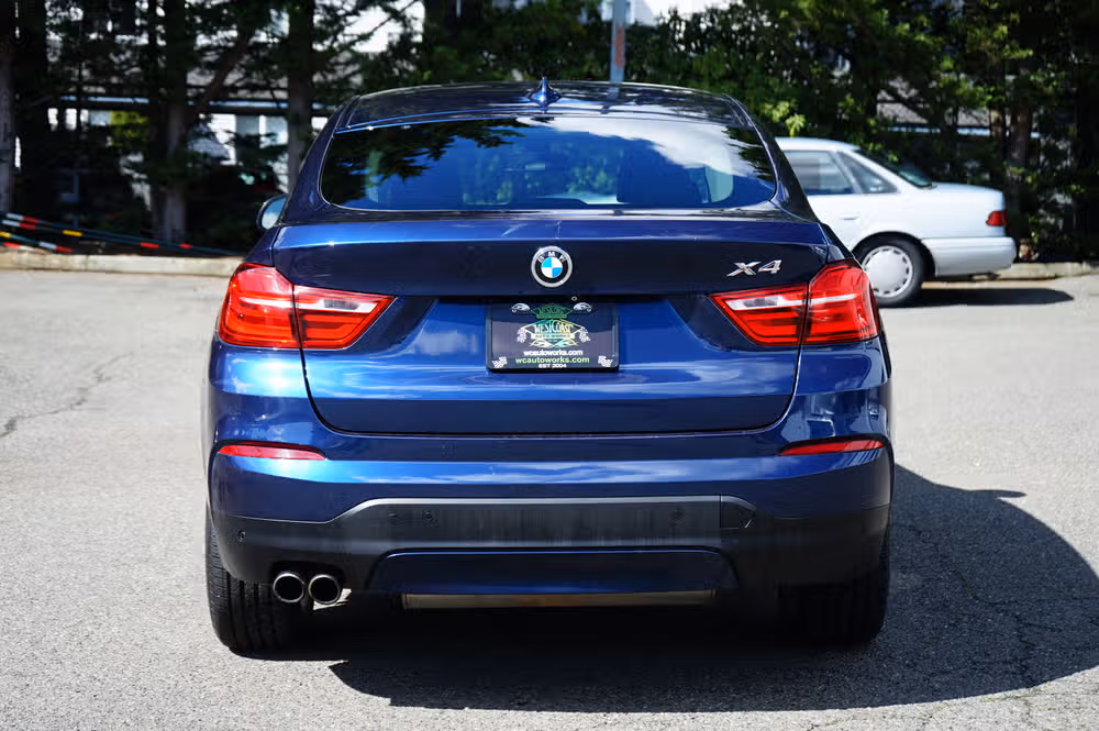 2015 BMW X4 xDrive28i Image 4
