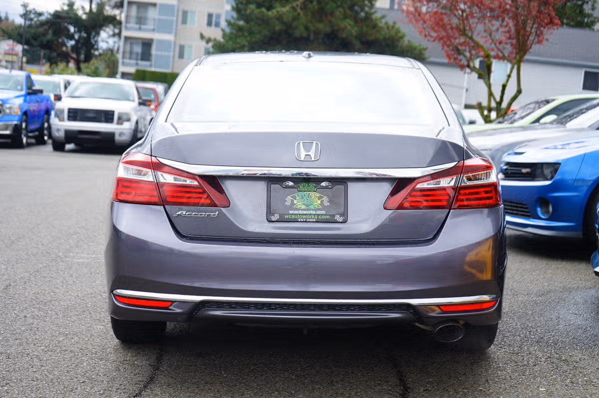 2016 Honda Accord EX Image 5