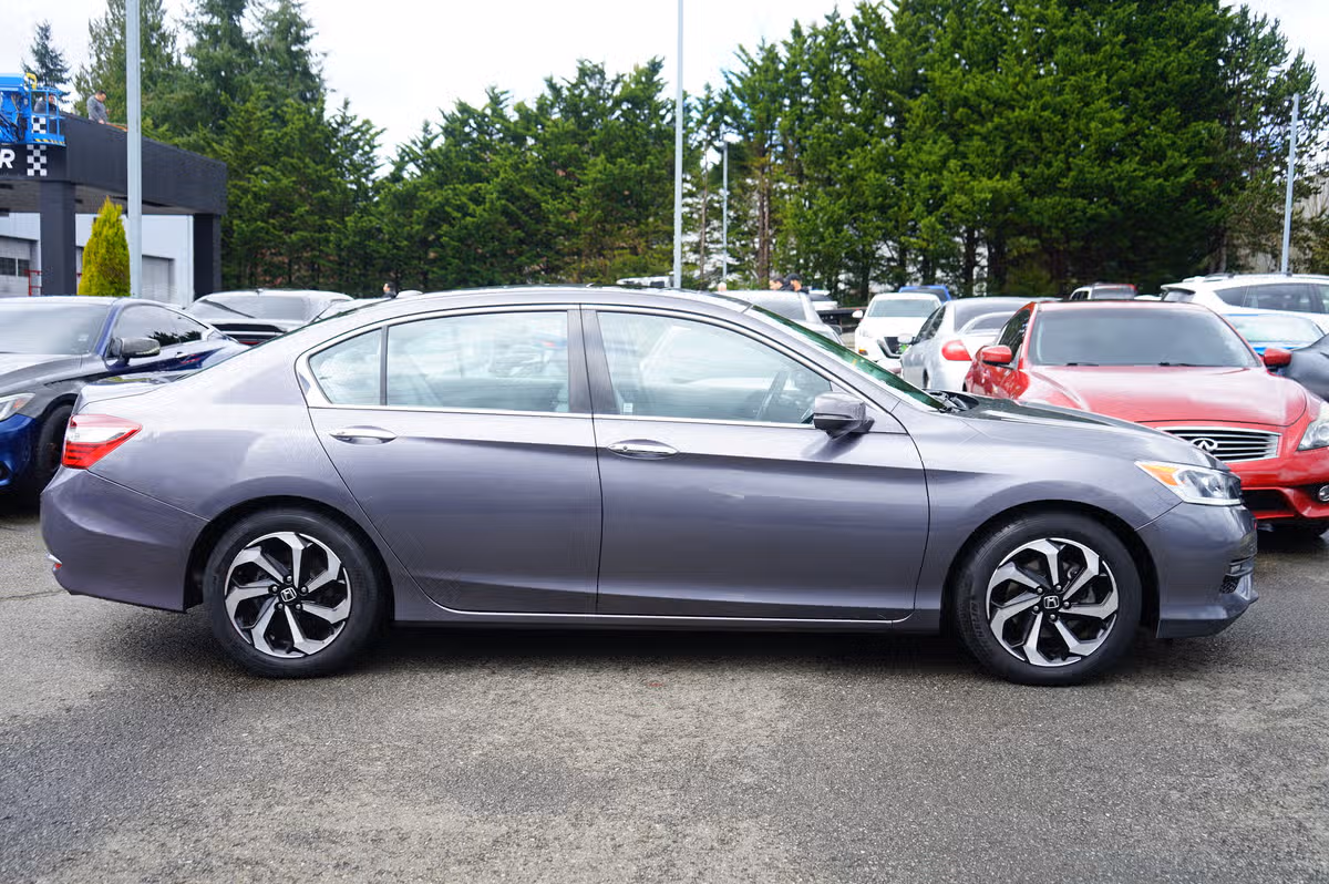 2016 Honda Accord EX Image 7