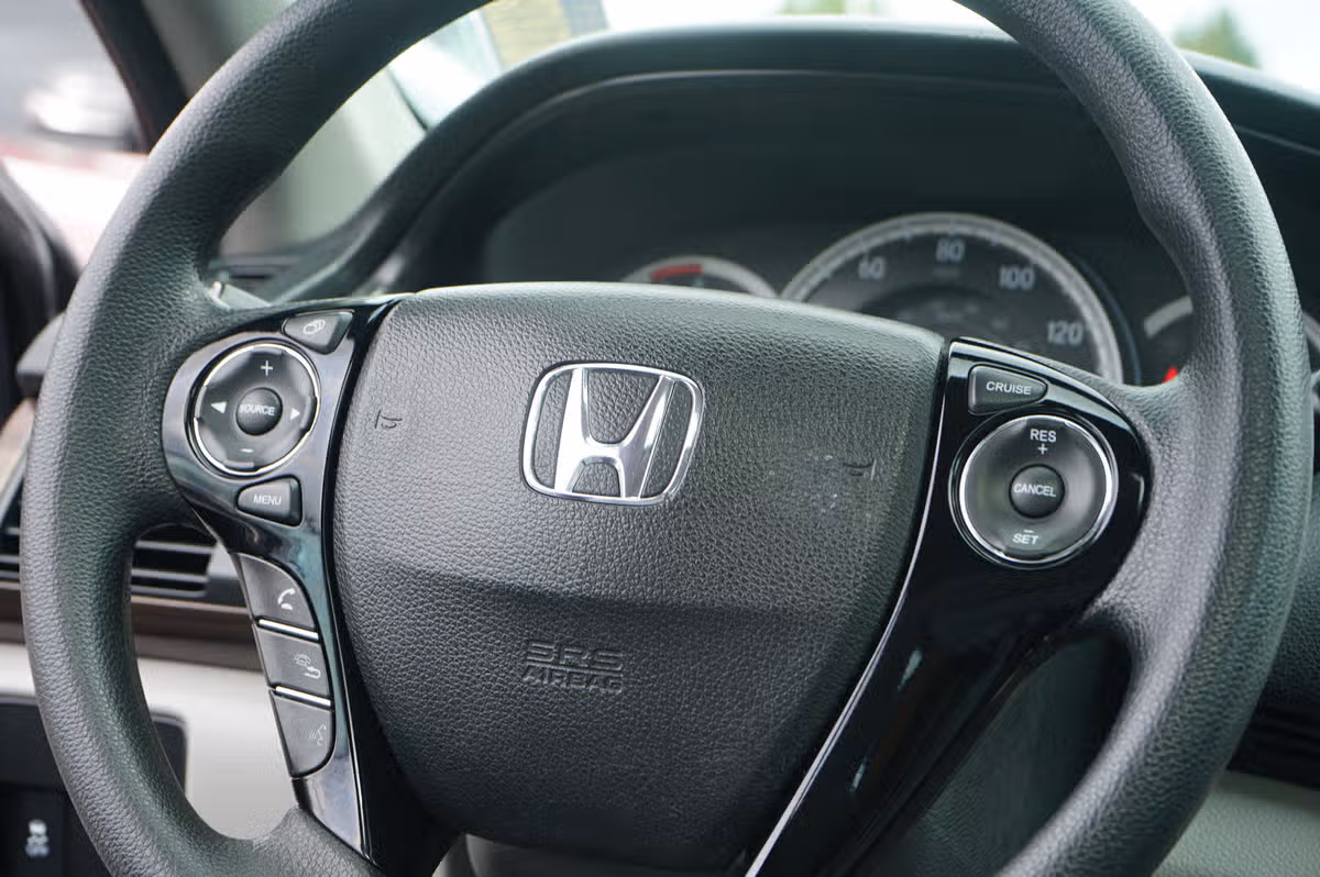 2016 Honda Accord EX Image 16