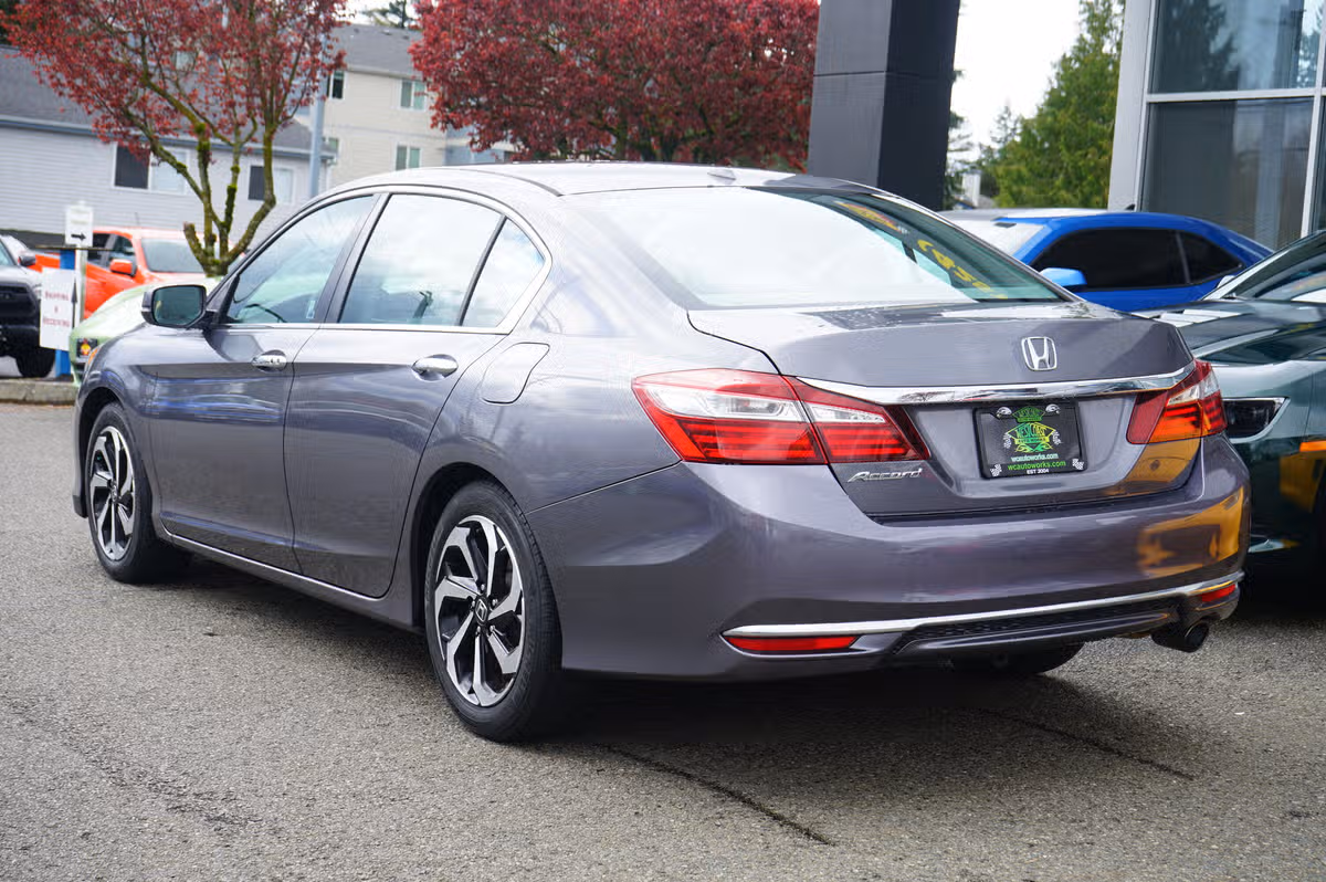 2016 Honda Accord EX Image 4