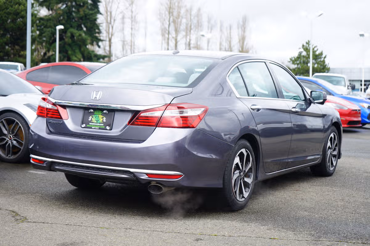 2016 Honda Accord EX Image 6