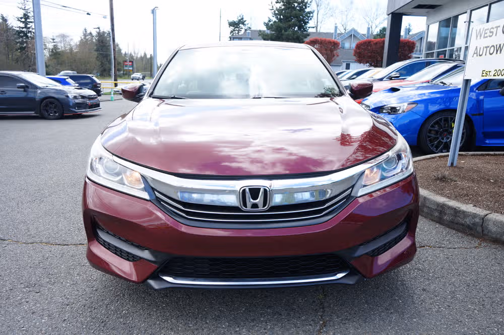 2017 Honda Accord LX Image 8