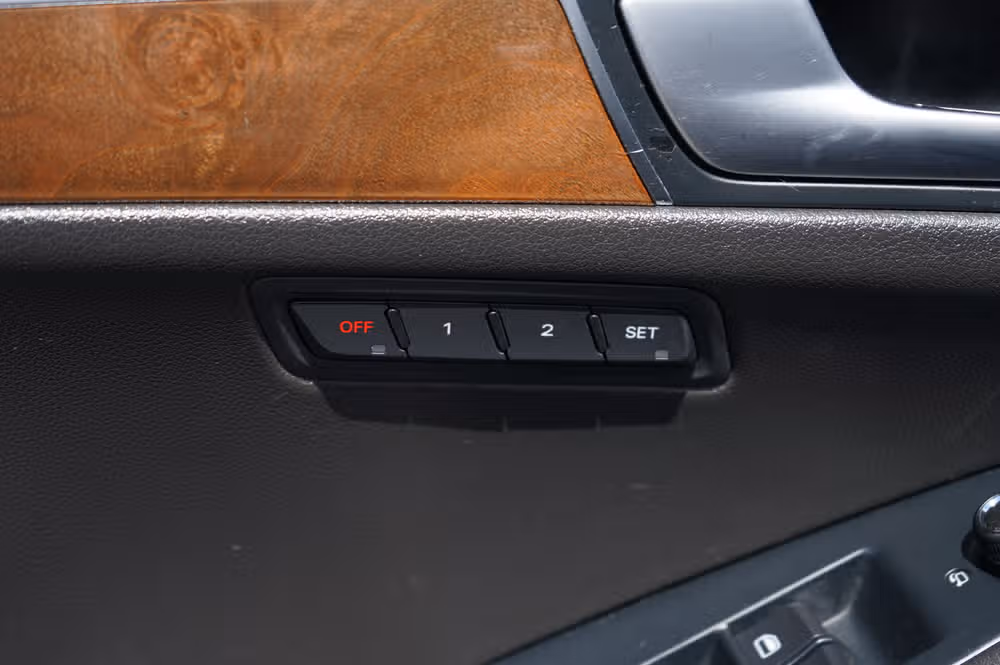 2010 Audi Q5 3.2 quattro Premium Image 10