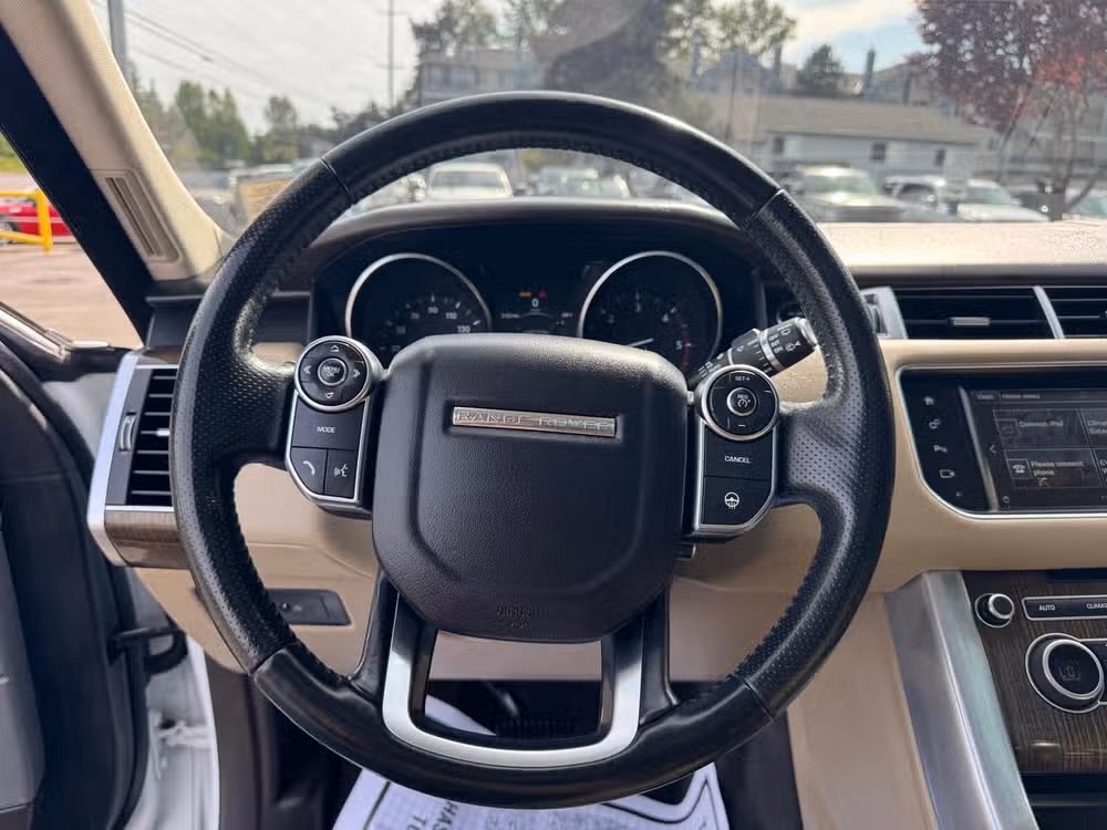 2016 Land Rover Range Rover Sport HSE Td6 Image 16