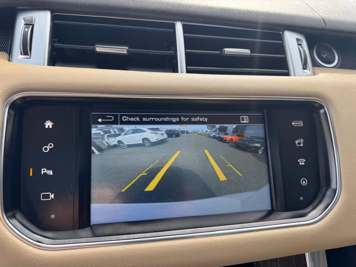 2016 Land Rover Range Rover Sport HSE Td6 Image 17
