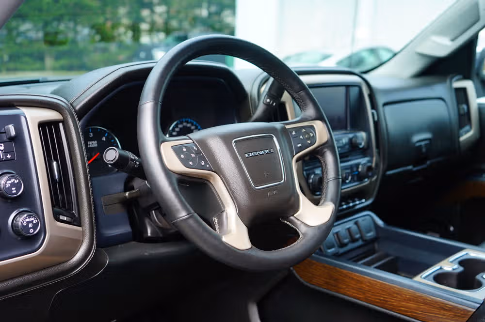 2017 GMC Sierra 1500 Denali Crew Cab Image 14