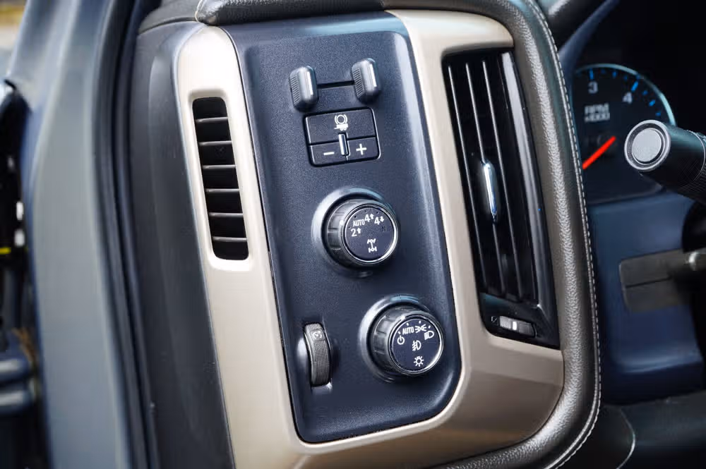 2017 GMC Sierra 1500 Denali Crew Cab Image 20