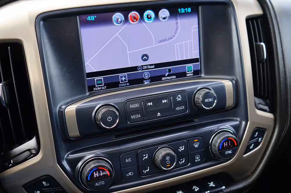 2017 GMC Sierra 1500 Denali Crew Cab Image 23