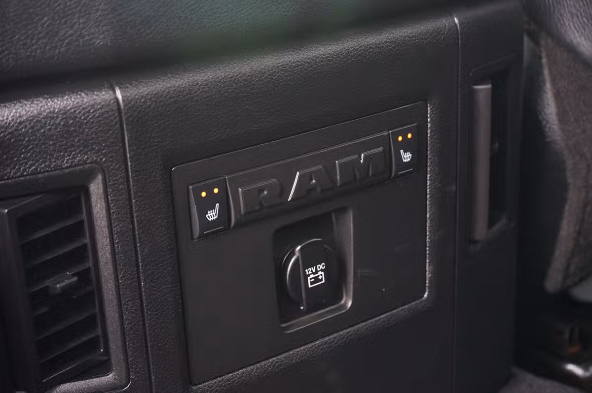 2018 Ram 2500 Laramie Limited Crew Cab Image 17