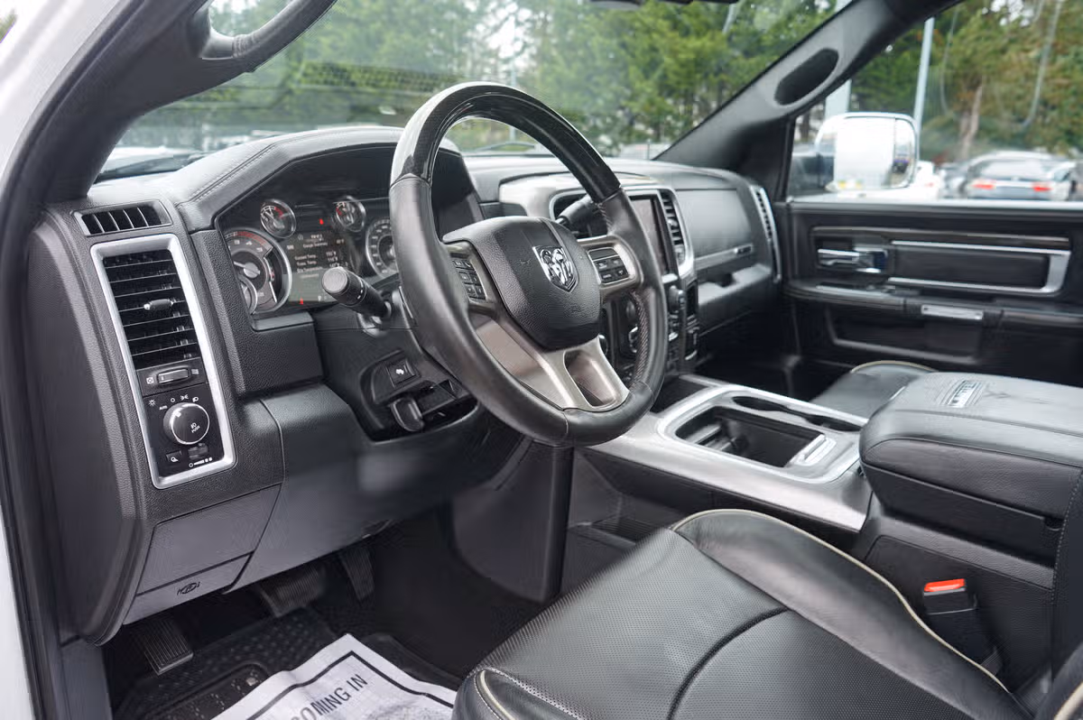 2018 Ram 2500 Laramie Limited Crew Cab Image 12