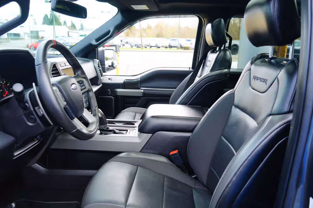 2019 Ford F-150 Raptor SuperCrew Image 13