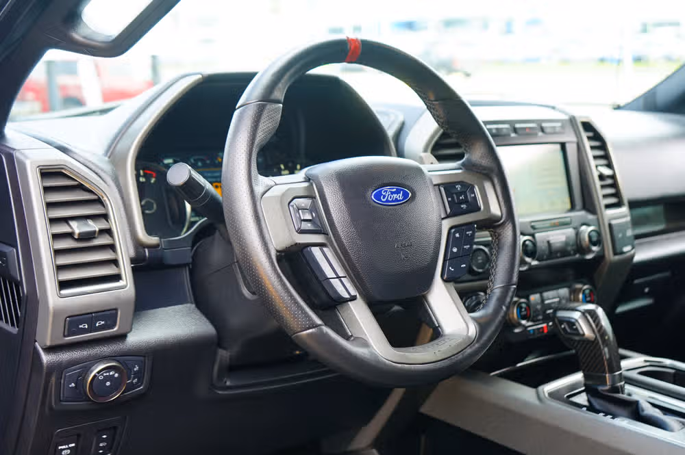 2019 Ford F-150 Raptor SuperCrew Image 11