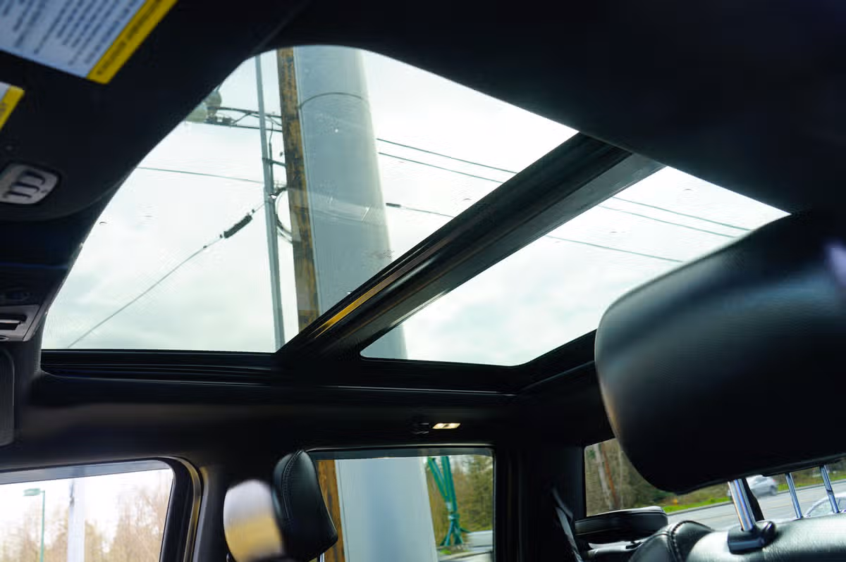 2019 Ford F-150 Raptor SuperCrew Image 27