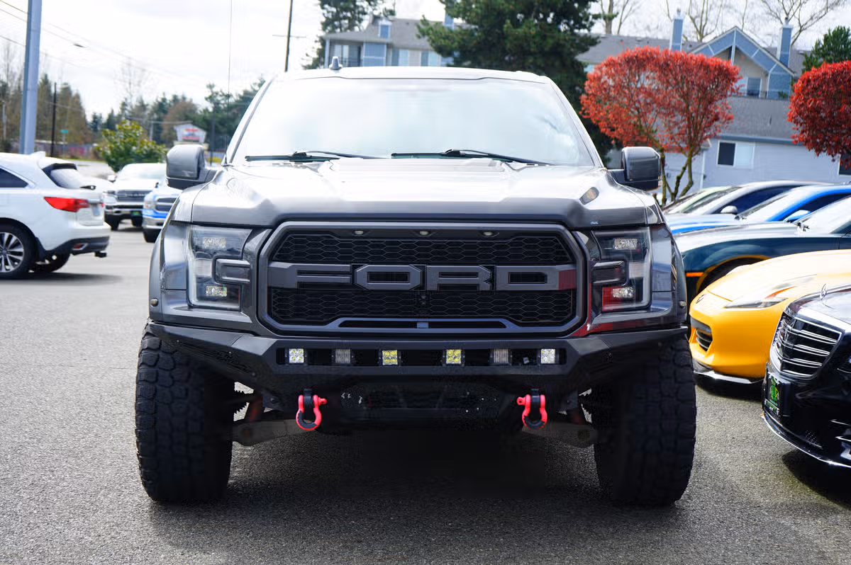 2019 Ford F-150 Raptor SuperCrew Image 8