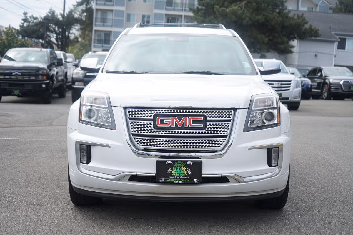 2016 GMC Terrain Denali Image 8