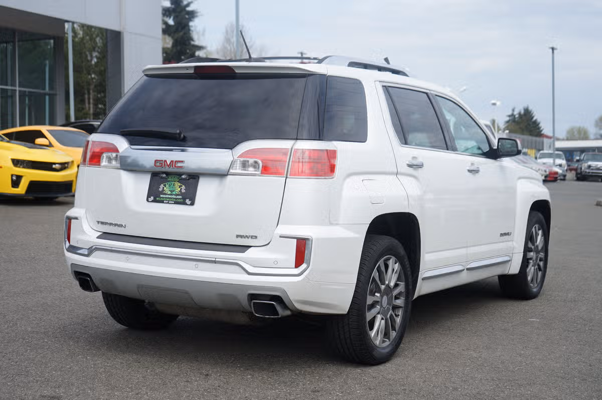 2016 GMC Terrain Denali Image 5