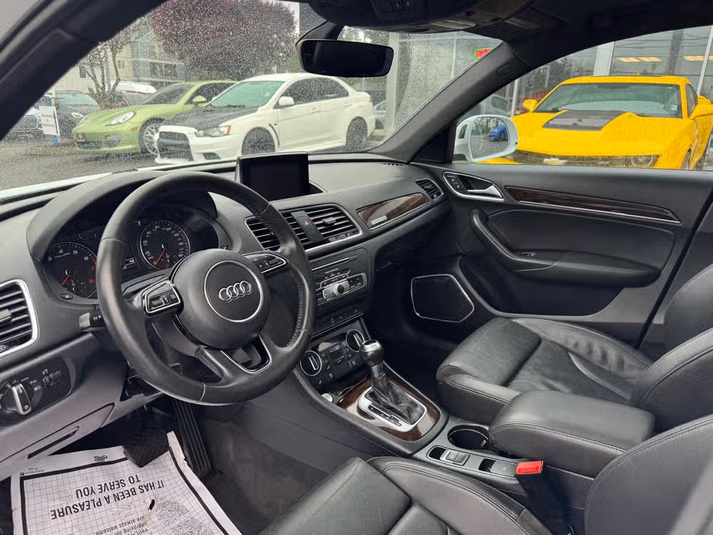 2016 Audi Q3 2.0T quattro Prestige Image 9