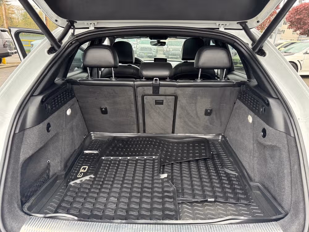 2016 Audi Q3 2.0T quattro Prestige Image 12