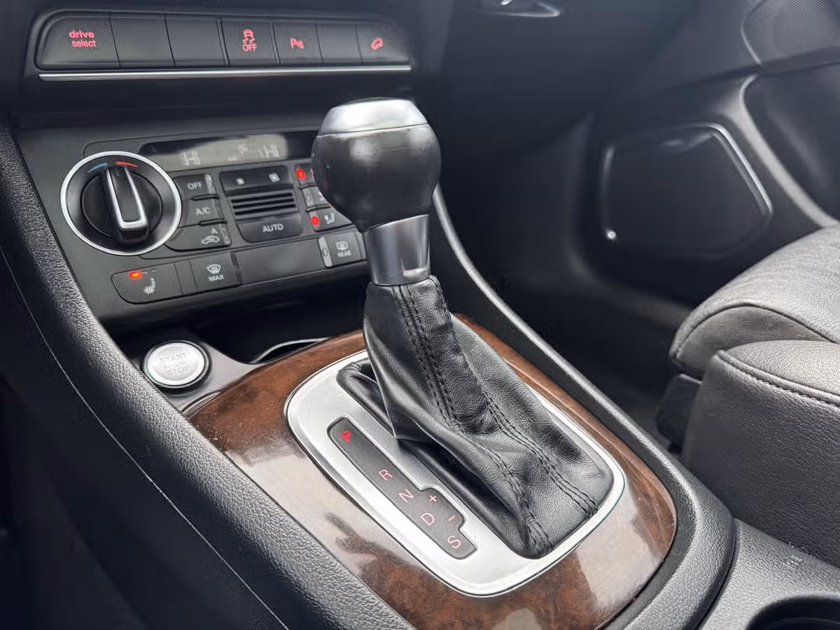 2016 Audi Q3 2.0T quattro Prestige Image 16