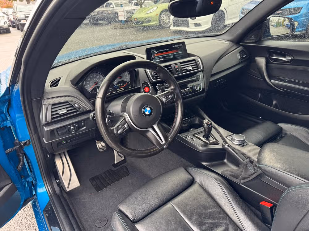 2017 BMW M2 Base Image 21