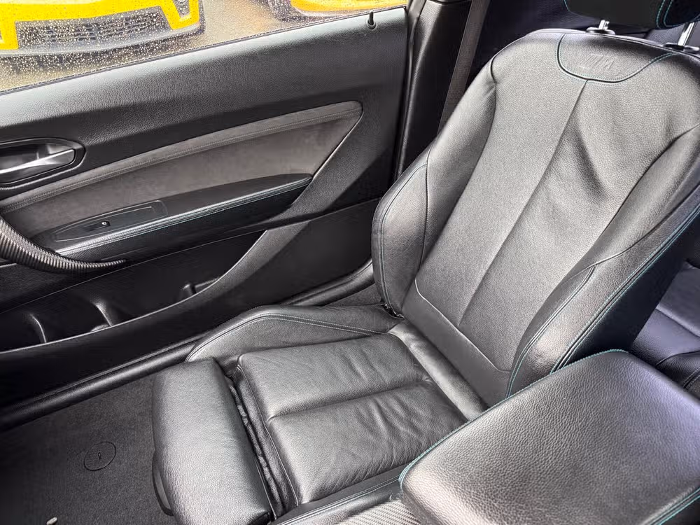 2017 BMW M2 Base Image 30