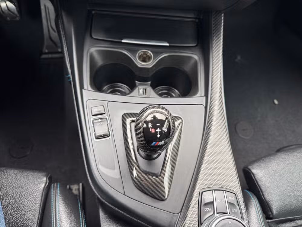 2017 BMW M2 Base Image 29