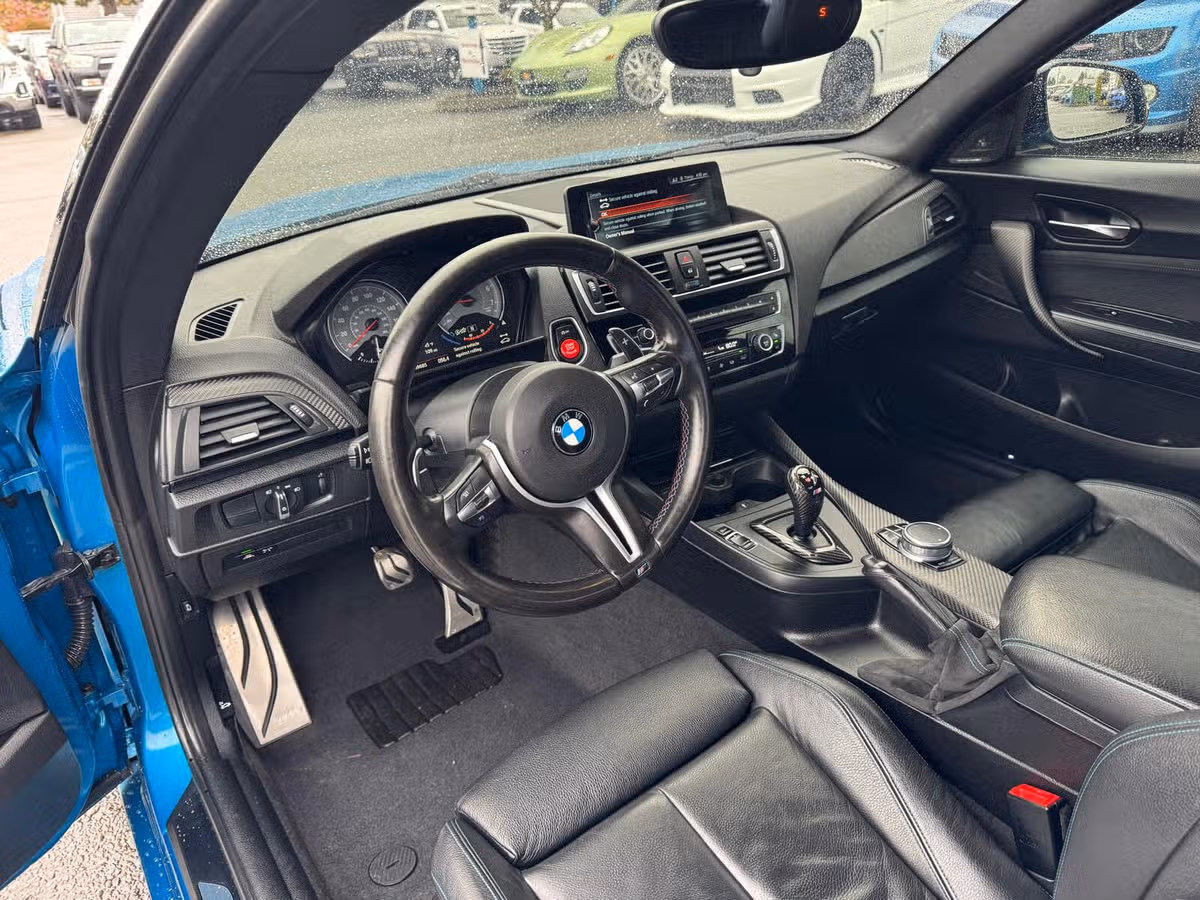 2017 BMW M2 Base Image 21
