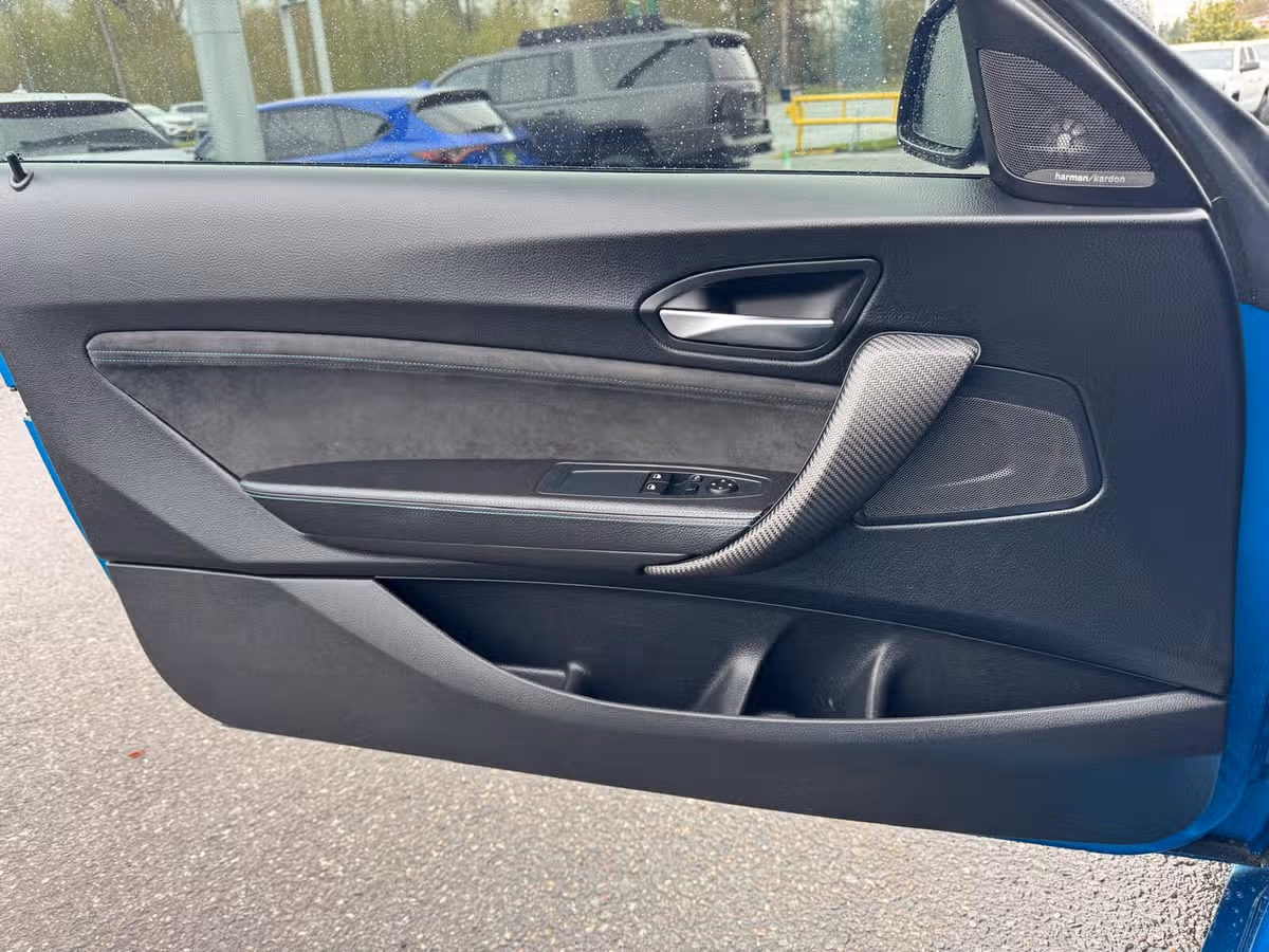 2017 BMW M2 Base Image 25