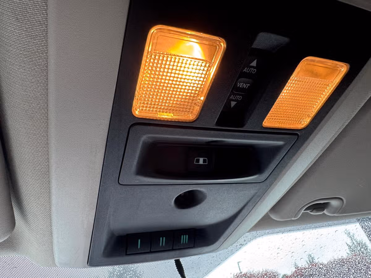 2012 Ram 2500 Laramie Longhorn Mega Cab Image 17